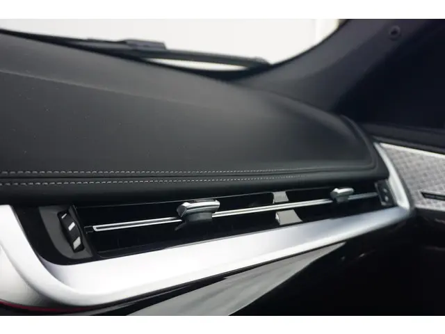 BMW X1 xDrive30e 2022 Hybride Benzine 19