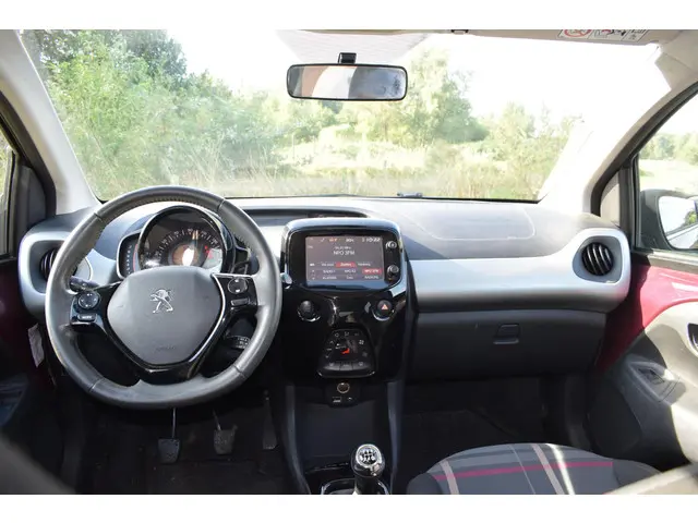 Peugeot 108 1.0 e-VTi Première 2014 Benzine 20