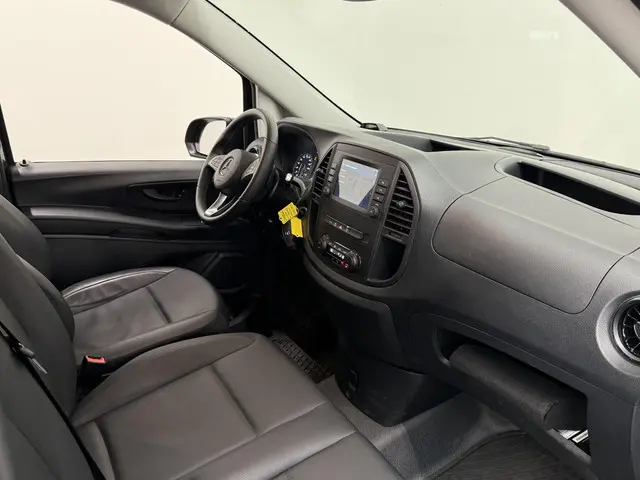 Mercedes-Benz Vito 114 CDI Lang 2024 Diesel 17