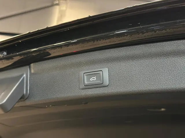 Audi Q3 35 TFSI|S-Line|PANO|BOMVOL! 2019 Benzine 23