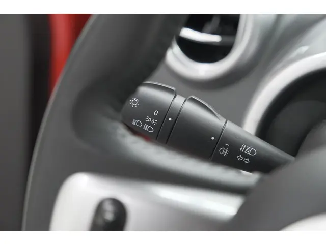 Renault Twingo 1.0 SCe Limited 2019 Benzine 31