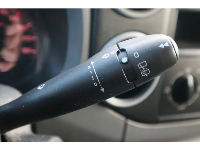 Citroën Berlingo 1.6 BlueHDI 75 Club 2018 Diesel 38