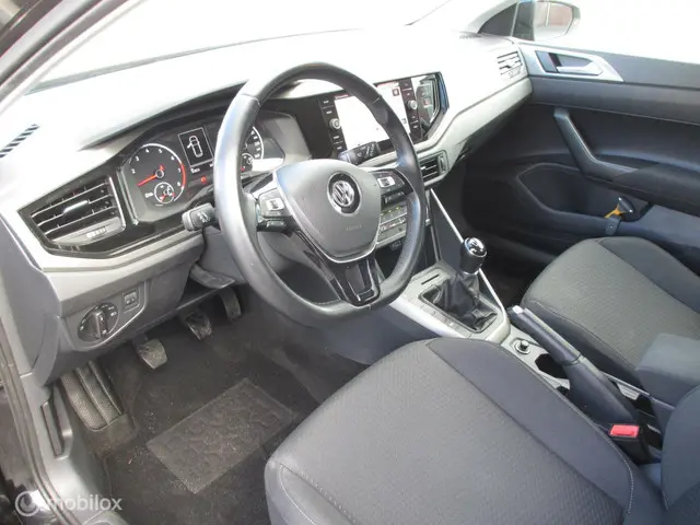 Volkswagen Polo 1.0 TSI Comfortline Business 2019 Benzine 6