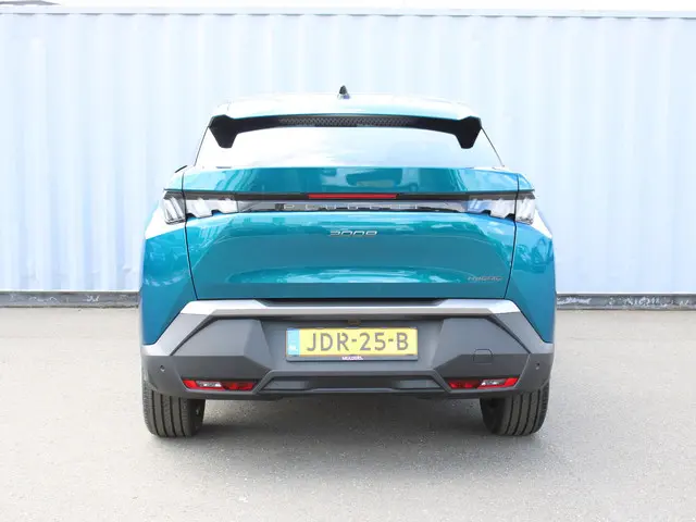 Peugeot 3008 1.2 Hybrid 145 Allure 2025 Hybride Benzine 6
