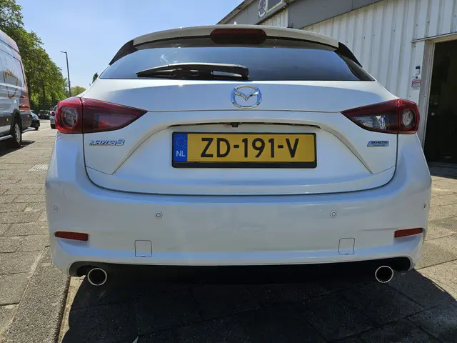 Mazda 3 2.2 SkyActiv-D 150 GT-M 2018 Diesel 5