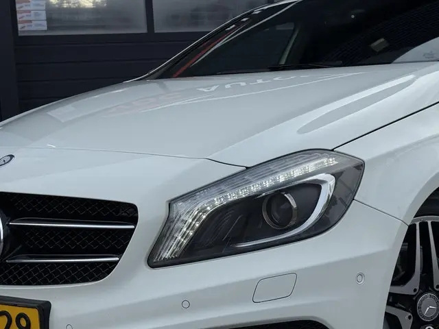 Mercedes-Benz A-Klasse 180 AMG 2013 Benzine 25