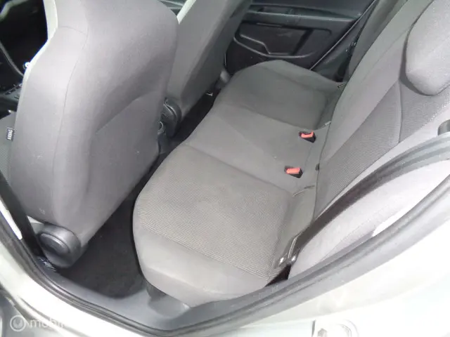 Volkswagen up! 1.0 high up! BlueMotion 2015 Benzine 10