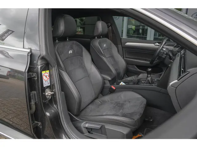 Volkswagen Arteon 1.5 TSI R-line 150pk 2018 Benzine 12