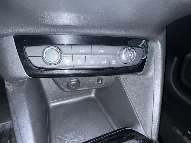 Opel Corsa 1.2 75pk Edition 2022 Benzine 13