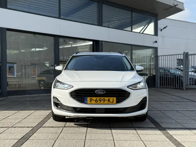Ford Focus Wagon 1.0 EcoBoost Connected 2022 Benzine 8