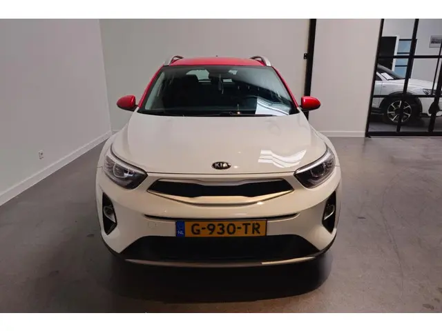 Kia Stonic 1.0 T-GDi DynamicLine 2019 Benzine 3