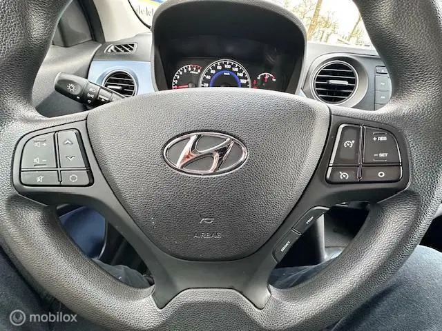 Hyundai i10 1.0i i-Motion Premium 2016 Benzine 8