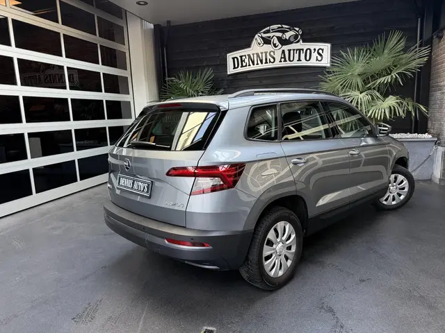 Škoda Karoq 1.0 TSI Business Edition 2021 Benzine 4