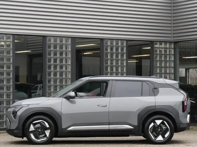 Kia EV3 PLUS 81.4kWh LONG RANGE/ 2025 Elektrisch 3