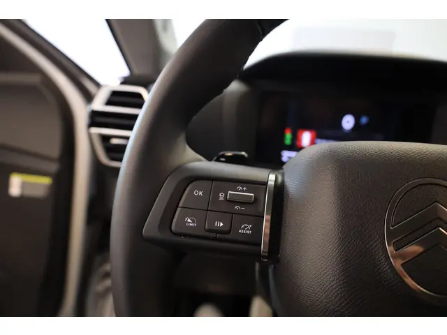 Citroën C4 Hybrid 136 Max 2025 Hybride Benzine 24