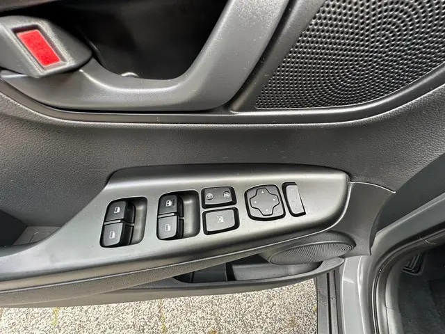 Hyundai Kona 1.0 T-GDI i-Drive 2020 Benzine 16