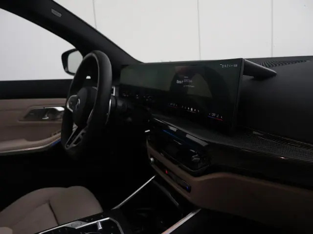 BMW 3 Serie Touring 330e 2025 Hybride Benzine 16