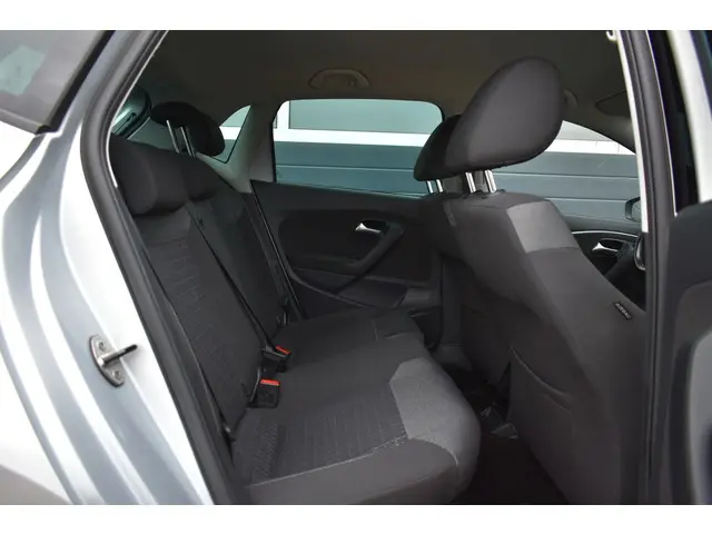 Volkswagen Polo 1.2 TSI R-Line Comfortline 2016 Benzine 14