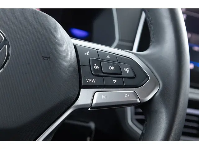 Volkswagen T-Cross 1.0 TSI R-Line Automaat 2025 Benzine 16