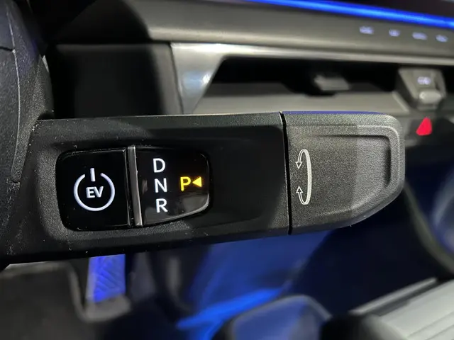 Kia EV9 GT-Line AWD 6p. 99.8 kWh 2024 Elektrisch 23