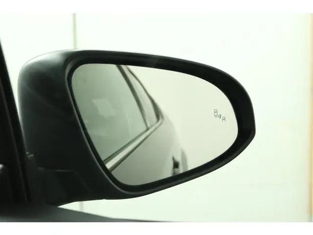 Toyota C-HR 1.8 Hybrid Style 2019 Hybride Benzine 37