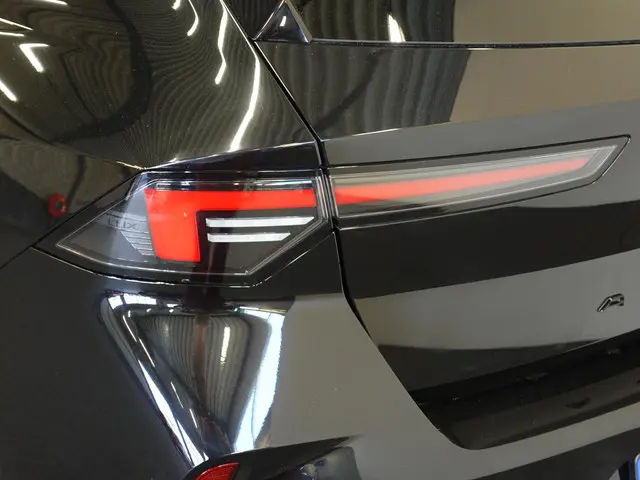 Opel Astra 1.2 130pk GS Line Automaat 2023 Benzine 11