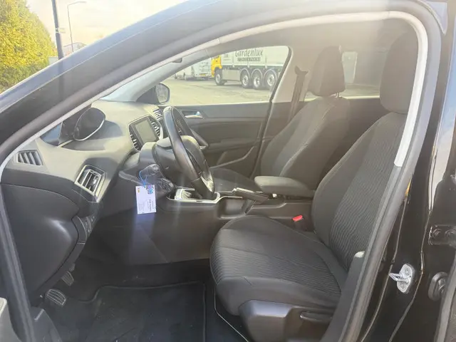 Peugeot 308 SW 1.2 PureTech Style 2016 Benzine 10