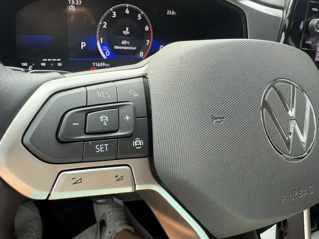 Volkswagen T-Roc 1.5 TSI Life 2024 Benzine 20