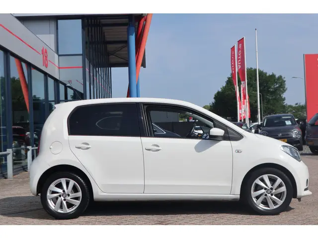 SEAT Mii 1.0 Sport Dynamic 2015 Benzine 8