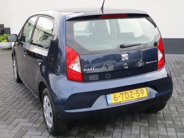 SEAT Mii 1.0 Style Airco EL Pakket 5 Deurs !! 2014 Benzine 14