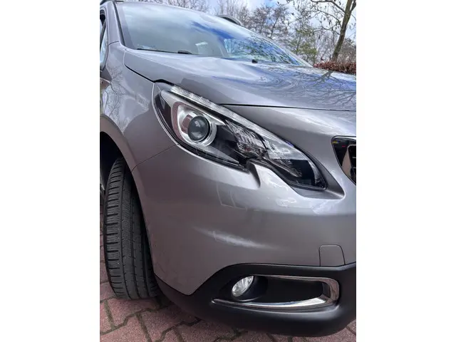 Peugeot 2008 1.2 PureTech Allure 2018 Benzine 6