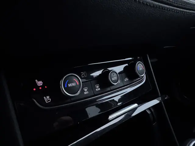 Opel Grandland X 1.2 Turbo Ultimate 2018 Benzine 23