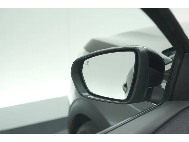 Peugeot 5008 PureTech 130 EAT8 GT-Line 2020 Benzine 21