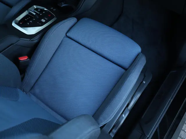 BMW 1 Serie 120 M Sport Design Edition 2025 Benzine 22