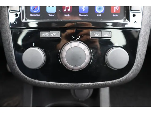 Opel Corsa 1.4-16V BlitZ Navi 2014 Benzine 13