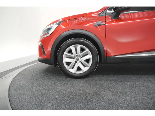Renault Captur TCe 100 Zen 2021 Benzine 18