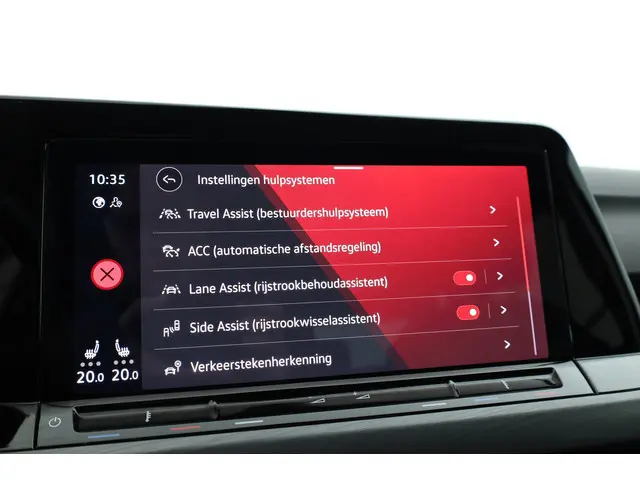 Volkswagen Golf 1.5 eTSI Style DSG 2020 Benzine 29