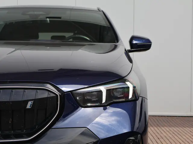 BMW i5 Touring 2024 Elektrisch 3