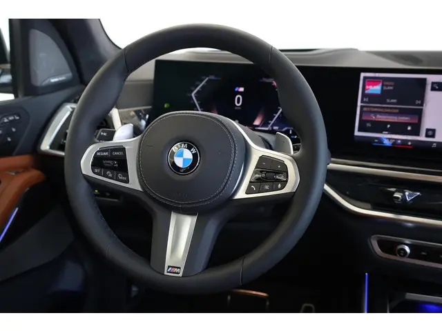 BMW X7 xDrive40i 2025 Benzine 13
