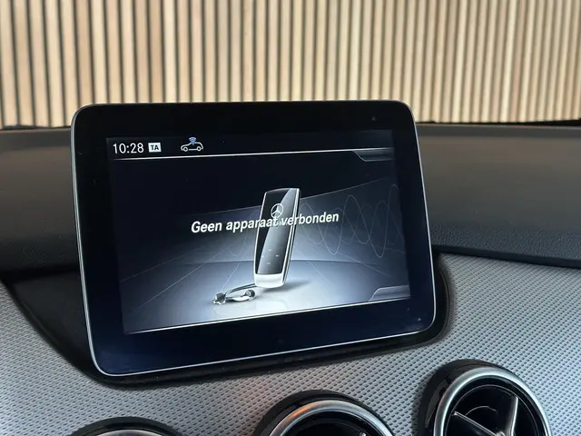 Mercedes-Benz B-Klasse 180 AMG-Pakket 2017 Benzine 22