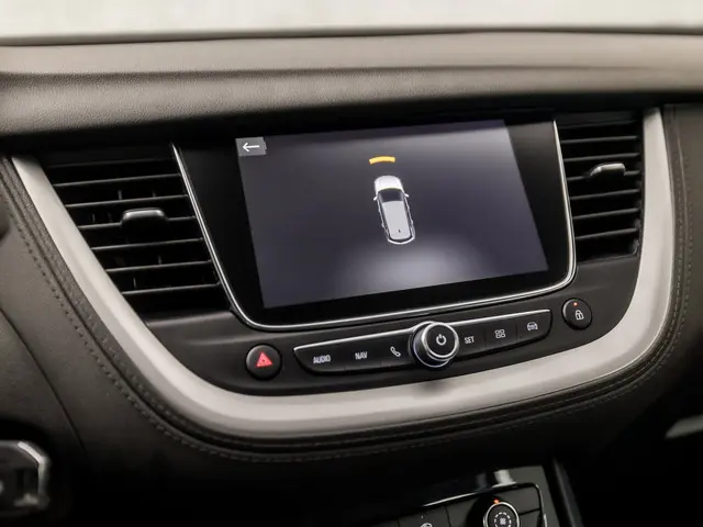 Opel Grandland X 1.2 Turbo Sport 2021 Benzine 26