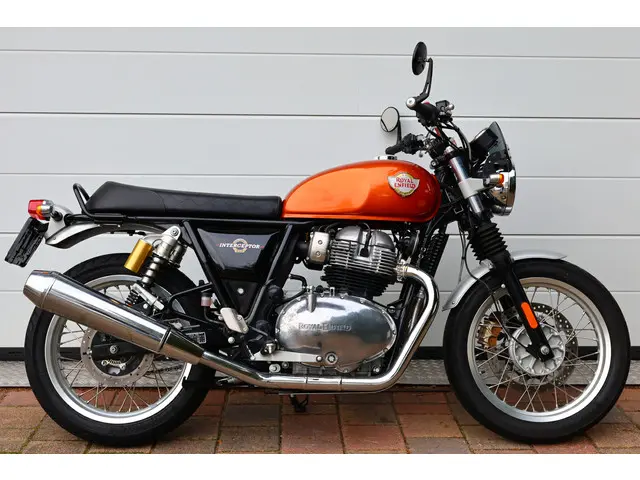Royal Enfield Interceptor INT 650 TWIN ABS 2021 Benzine