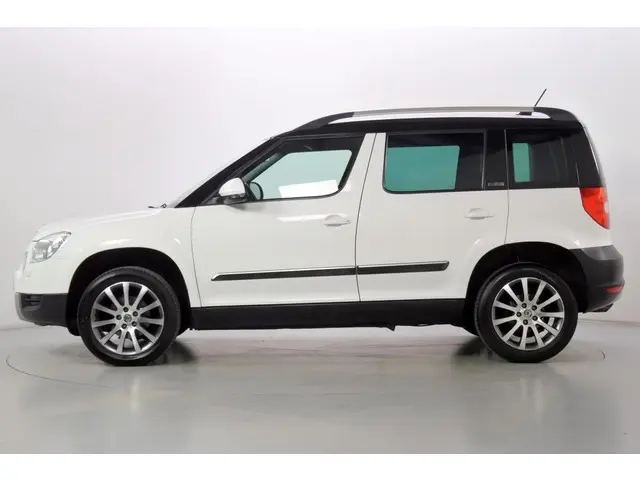 Škoda Yeti 1.2 TSi Adventure 2013 Benzine 12