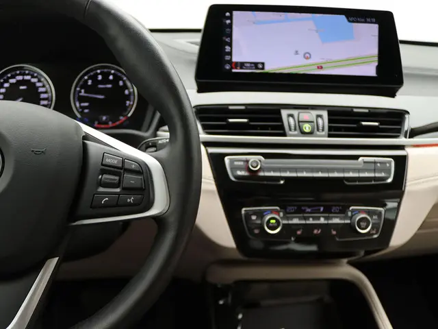 BMW X1 xDrive20i 2020 Benzine 15