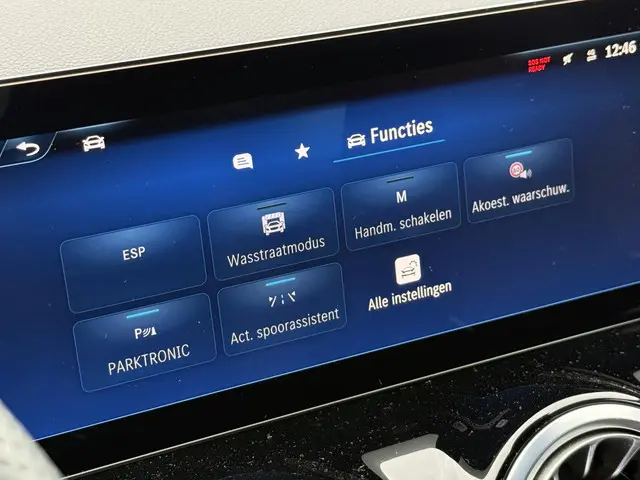 Mercedes-Benz GLA 250 e AMG Line 2024 Hybride Benzine 23