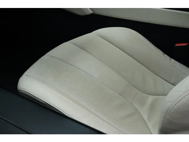 BMW i8 1.5 2015 Hybride Benzine 15