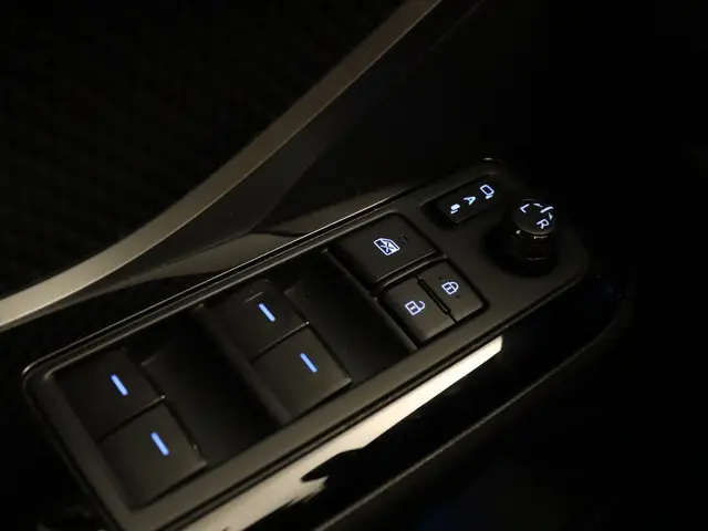 Toyota C-HR 2.0 Hybrid GR-Sport 2021 Hybride Benzine 24