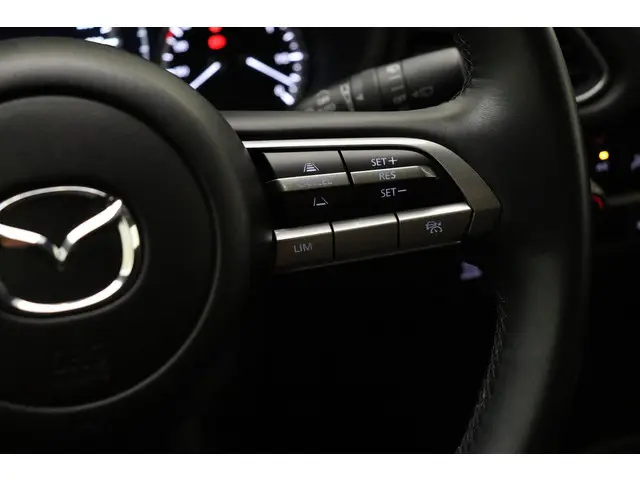 Mazda CX-30 2.0 e-SkyActiv-G M Hybrid 2021 Benzine 30