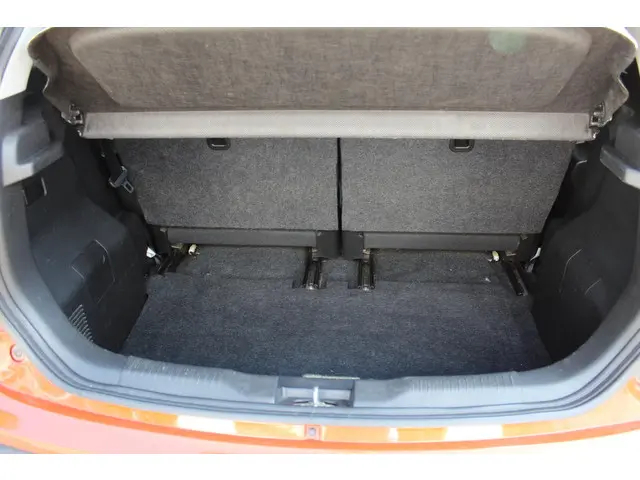 Suzuki Ignis 1.2 Stijl Smart Hybrid 2018 Benzine 15