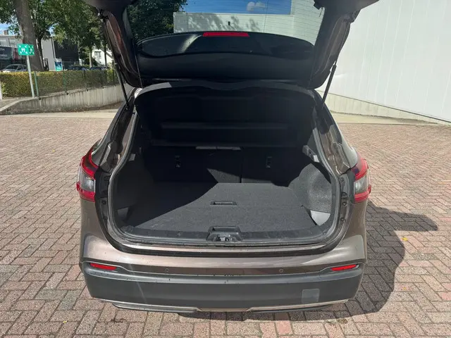Nissan QASHQAI 1.2 Tekna 360 Camera 2018 Benzine 10